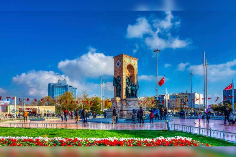 Best Time To Visit Taksim Square