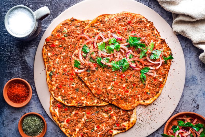 10. Lahmacun