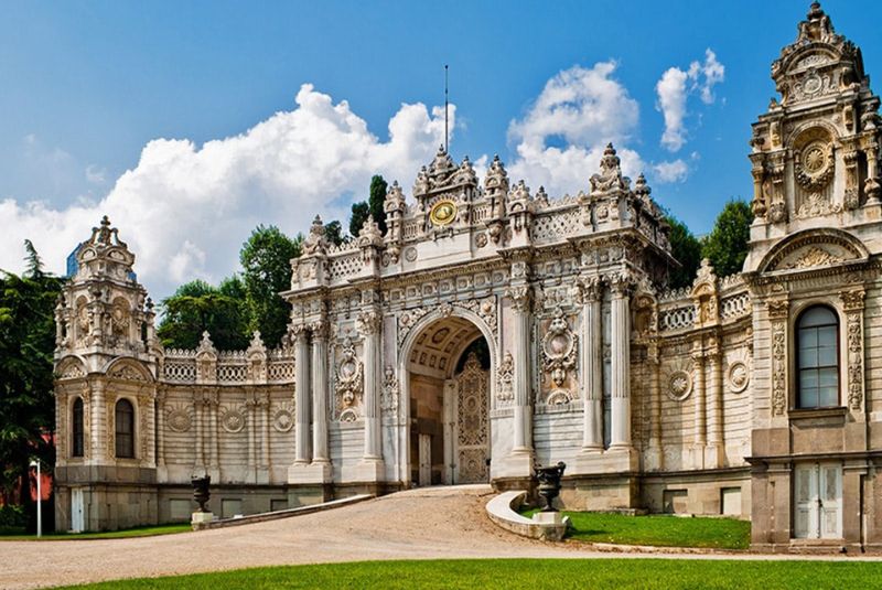 2. History of Dolmabahçe Palace