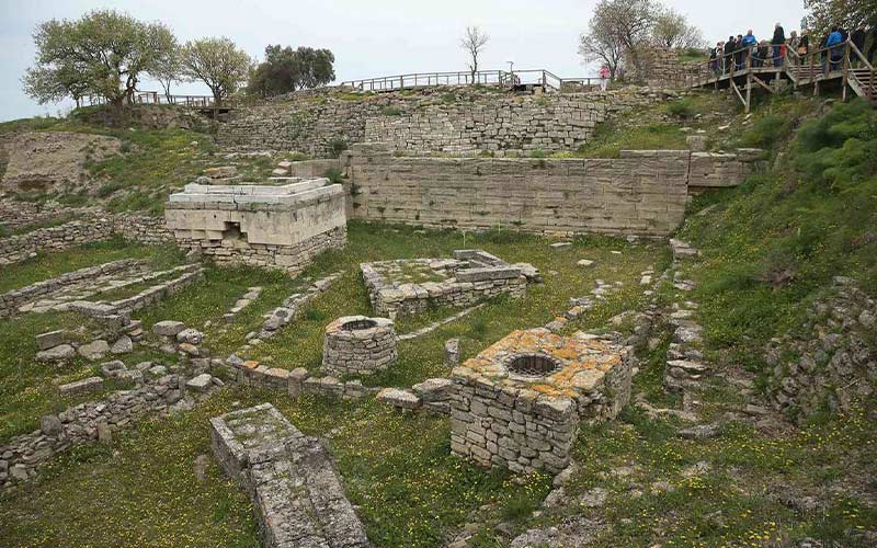 THE ARCHAEOLOGICAL SITE OF TROY